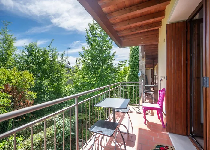 Apartmentsgarda - Loggia Morel 36 *